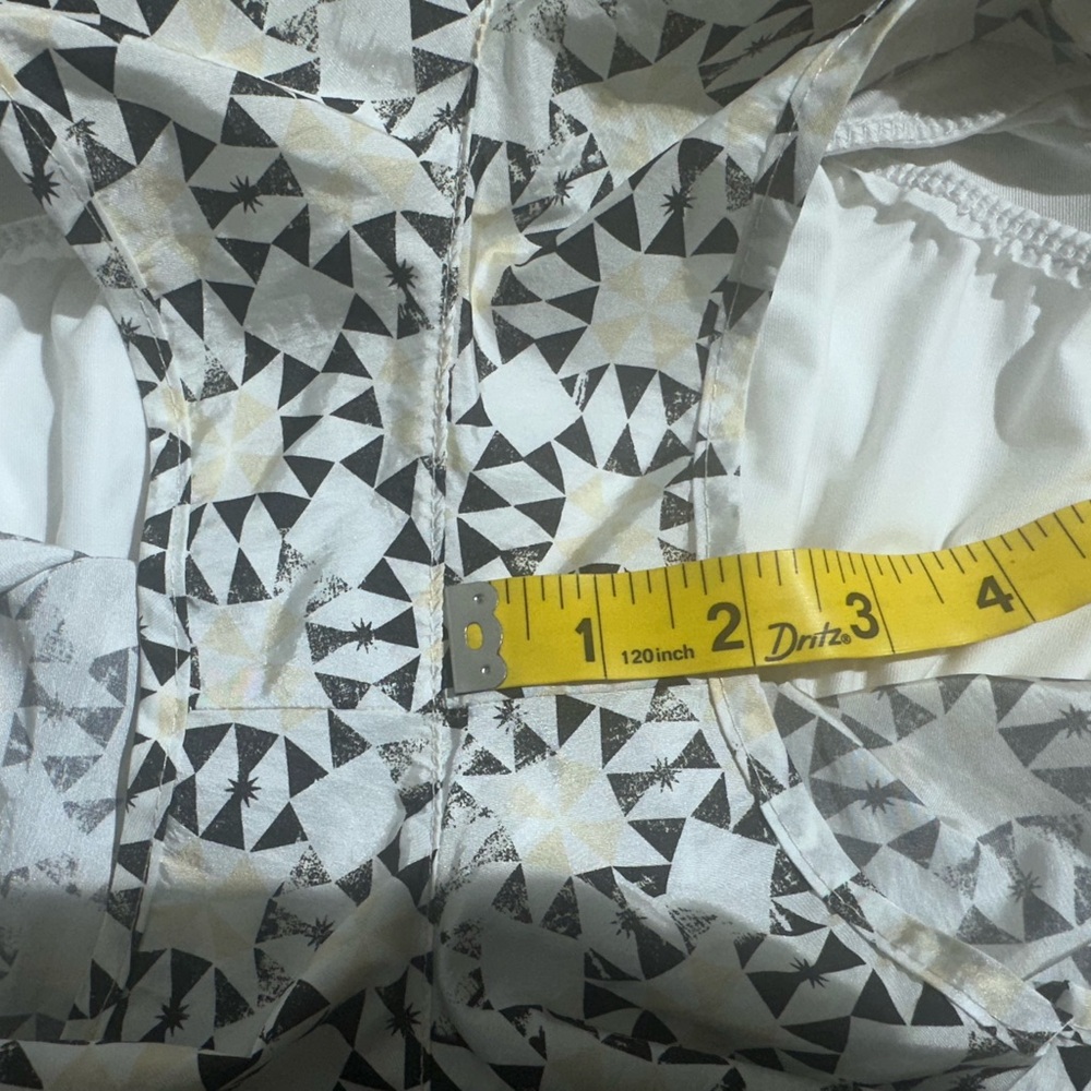 Free People. FP Movement Shorts "The Way Home" – Geometric Print.size L - Picture 11 of 17